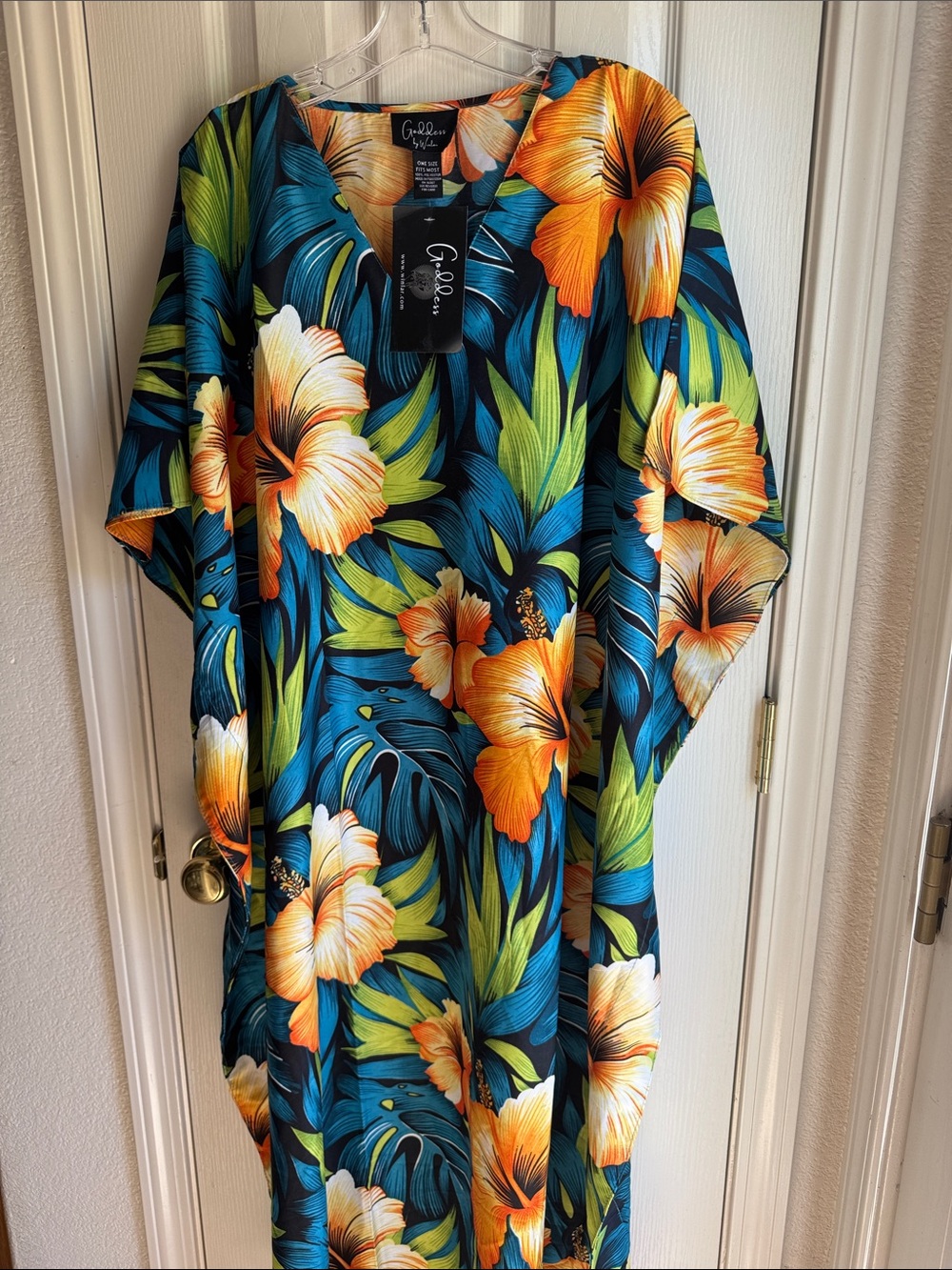 NWT CAPRI COLLECTION BLUE ORANGE GREEN & BLACK HIBISCUS FLORAL CAFTAN ONE SIZE